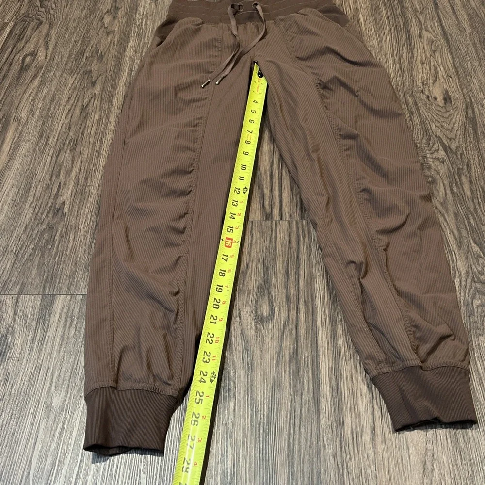 Lululemon Dance Studio Jogger Color Roasted Brown Size 4